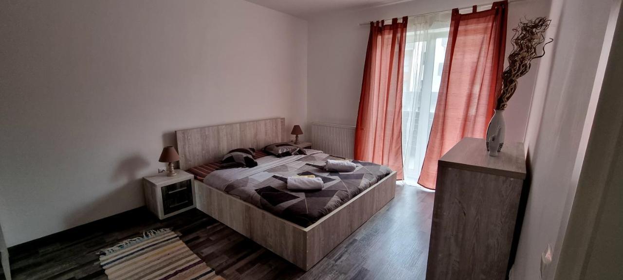 Swan Brasov Apartment Extérieur photo